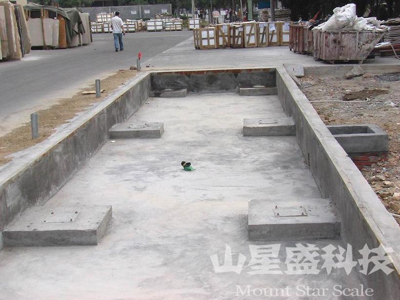 加排水系統(tǒng)的基坑圖.jpg